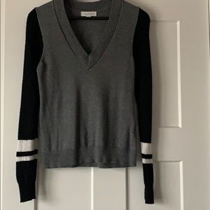 nordstrom grey v-neck sweater